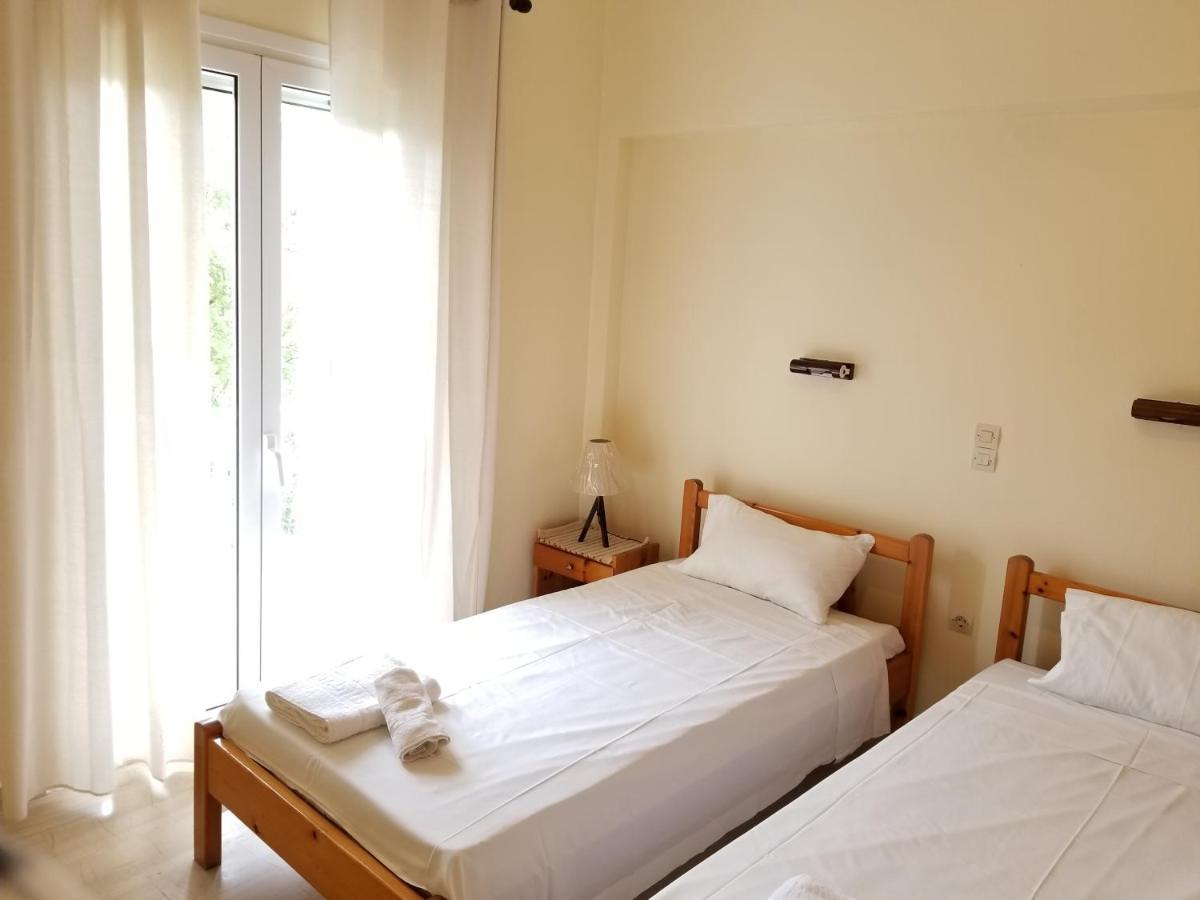 Апартаменти Corfu Escape Five Айос-Єорйос-Пагон Екстер'єр фото